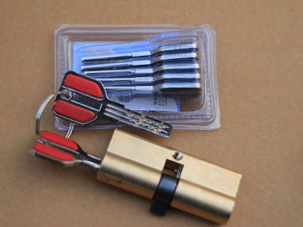 秀英24小时上门开锁公司